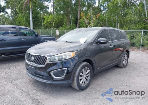 2017 Kia Sorento 2.4L Lx z USA, uszkodzony, nr VIN 5XYPGDA34HG293207